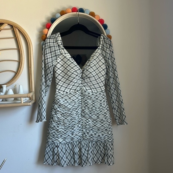 *NWT La Maison Talulah Wild Hearts Long Sleeve Mini Dress - Picture 2 of 8